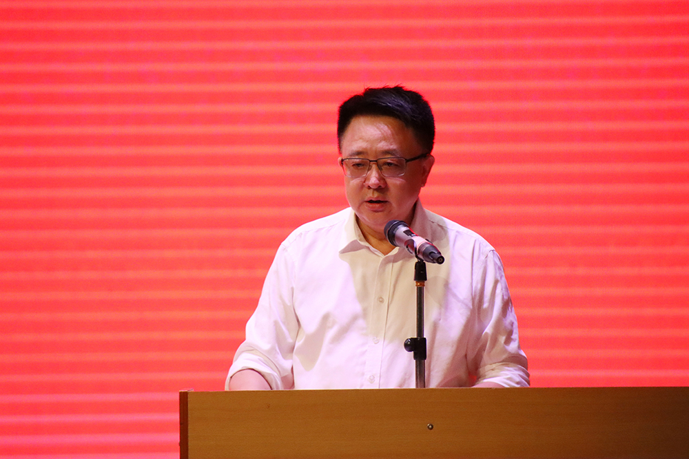 尚选玉博士在华中师大海南附中2021学年暑期培训上的讲话