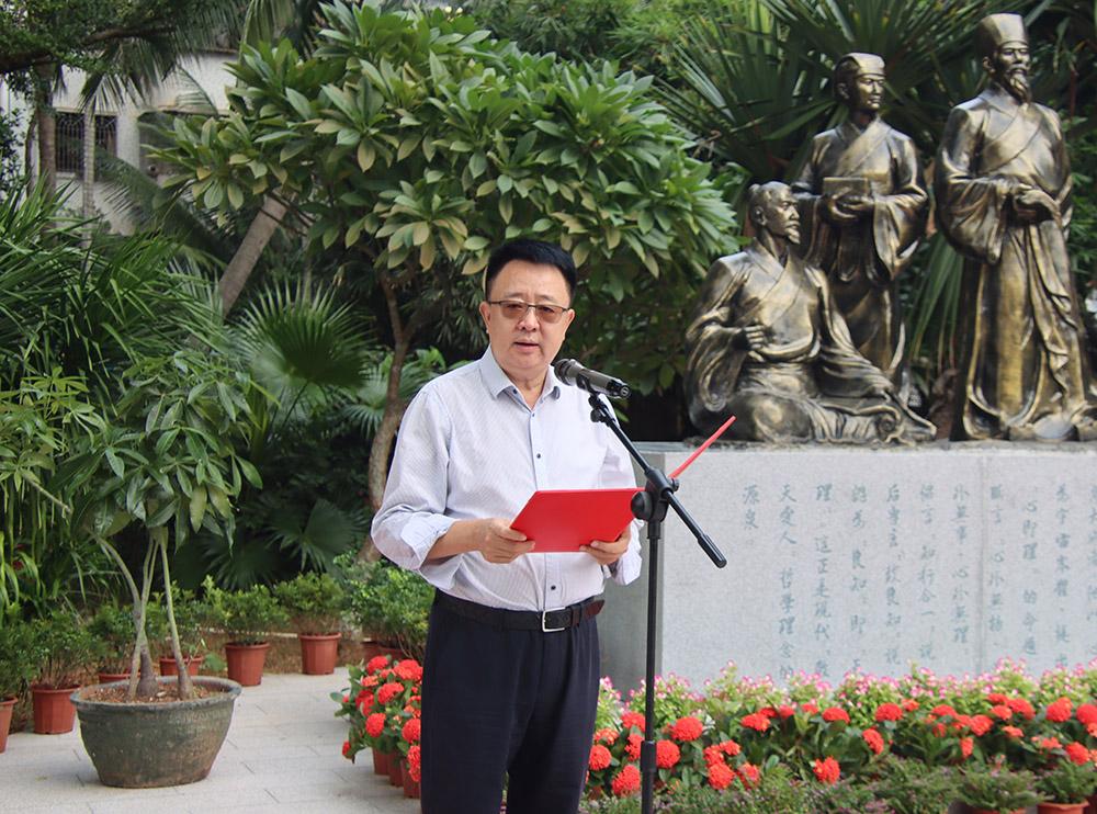 董事长尚选玉博士在华海中学“王阳明与学生们”雕像落成典礼的致辞